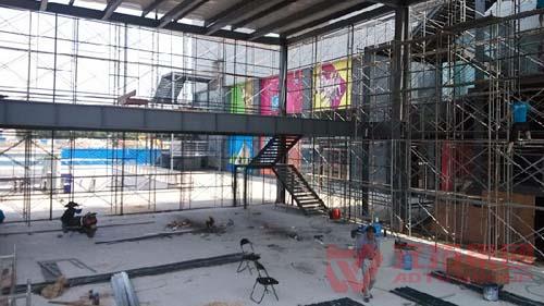 在門式移動腳手架蘇州東吳北路新蘇國際裝修現(xiàn)場應(yīng)用